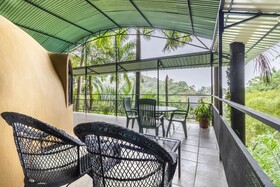 Las Cascadas The Falls Condotel