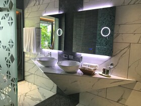 Makanda by The Sea Hotel