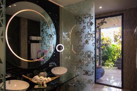 Makanda by The Sea Hotel