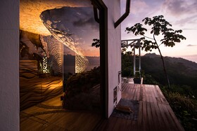 Makanda by The Sea Hotel