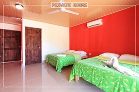 Millenium Hostels Manuel Antonio