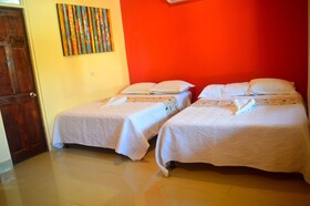 Millenium Hostels Manuel Antonio