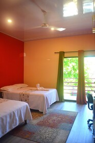 Millenium Hostels Manuel Antonio