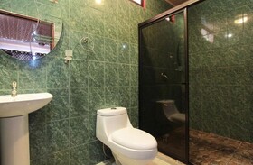 Millenium Hostels Manuel Antonio