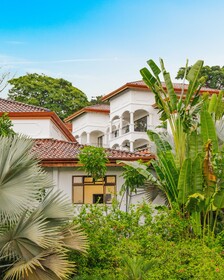 Shana by The Beach Manuel Antonio