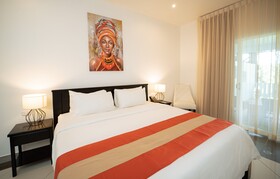 Shana by The Beach Manuel Antonio