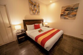 Shana by The Beach Manuel Antonio