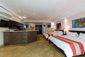 Shana by The Beach Manuel Antonio