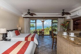 Shana by The Beach Manuel Antonio