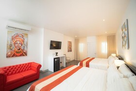 Shana by The Beach Manuel Antonio