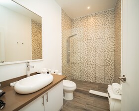 Shana by The Beach Manuel Antonio