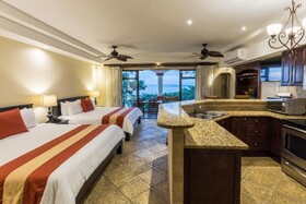 Shana by The Beach Manuel Antonio