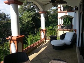 Shana by The Beach Manuel Antonio