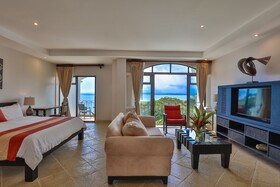 Shana by The Beach Manuel Antonio