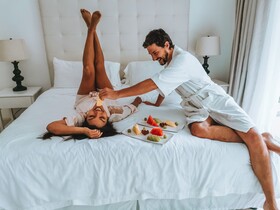 Shana by The Beach Manuel Antonio