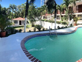 Casa Familiar Villa Aura