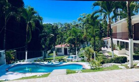 Casa Familiar Villa Aura