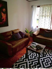 Casa Familiar Villa Aura