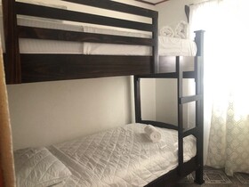 Casa Familiar Villa Aura