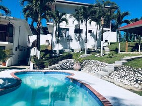 Casa Familiar Villa Aura