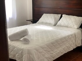 Casa Familiar Villa Aura