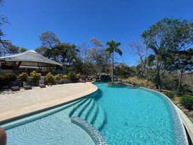 Mikado Natural Lodge