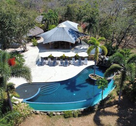 Mikado Natural Lodge