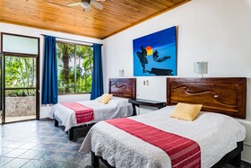 Witch's Rock Surf Camp