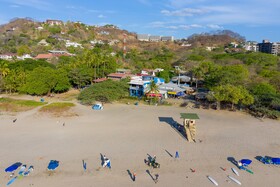 Witch's Rock Surf Camp