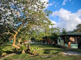 Los Gallitos Hotel