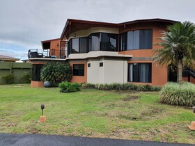 Suites Merlyn Aeropuerto