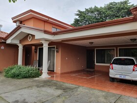 Suites Merlyn Aeropuerto