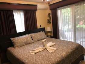 Suites Merlyn Aeropuerto