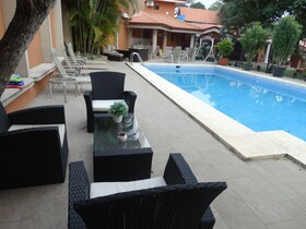 Suites Merlyn Aeropuerto