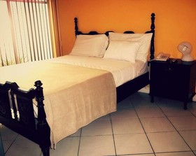 The Bed and Breakfast The Rock