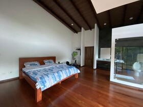 Arte De Plumas Birding Lodge