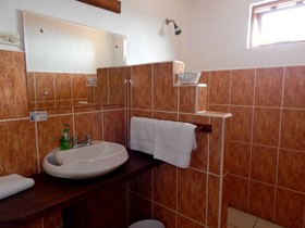 Guayabo Lodge