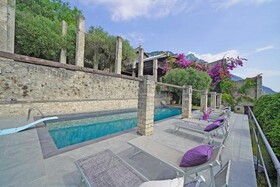 Colonial House Paneque y Norma