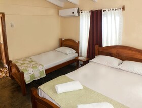 Casa Eduardo Playa Larga