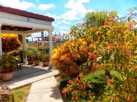 Casa Eduardo Playa Larga