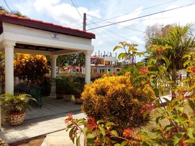 Casa Eduardo Playa Larga