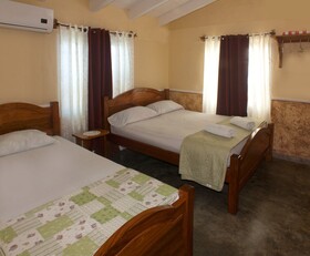 Casa Eduardo Playa Larga