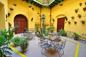 Hotel E Camino de Hierro