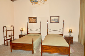 Hotel E Camino de Hierro