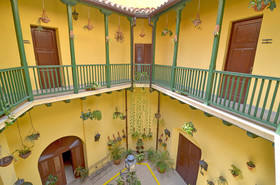 Hotel E Camino de Hierro