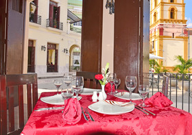 Hotel E Camino de Hierro