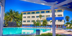 Hotel Club Tropical