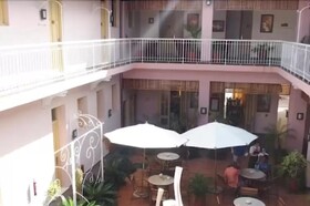 Hotel E La Ronda