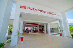 Gran Muthu Ensenada, Holguin