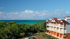Memories Flamenco Beach Resort